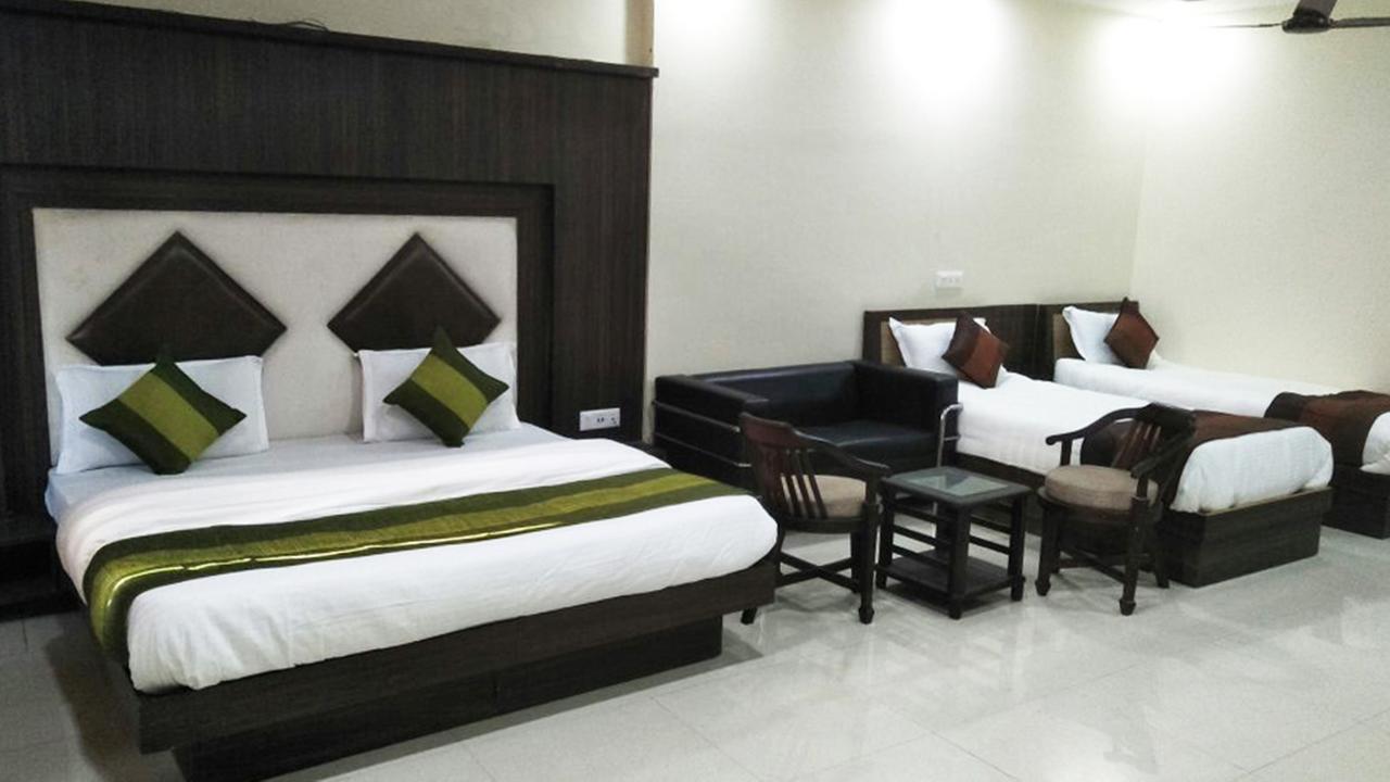R.S Hotel & Restaurant Amritsar Ngoại thất bức ảnh
